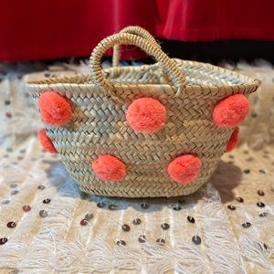 Mini Pom Pom straw bag